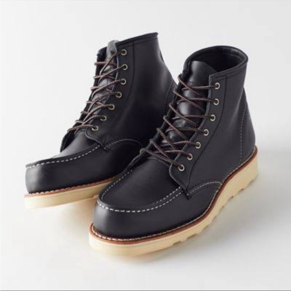 Red Wing 6" Classic Moc Boot - Picture 1 of 8